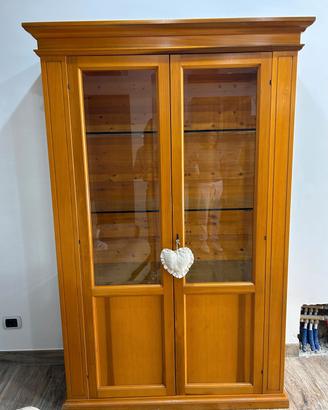 vetrina in legno