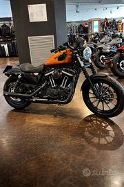 Harley-Davidson 883 IRON