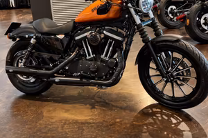 Harley-Davidson 883 IRON
