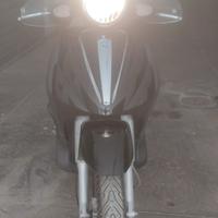 Piaggio Beverly Cruiser 250 i.e