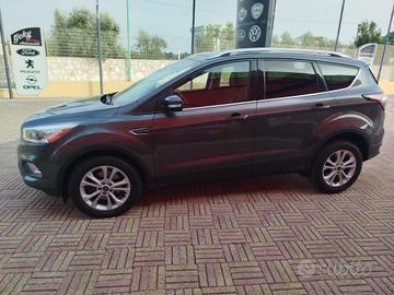 Ford Kuga 1.5 TDCI 120 CV S&S 2WD Powershift ST-Li