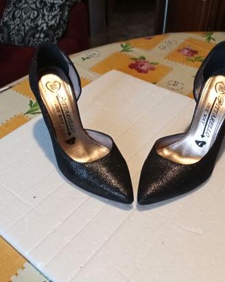 Scarpe Pittarello, in nero con lurex
