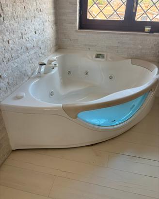 Vasca idromassaggio teuco
