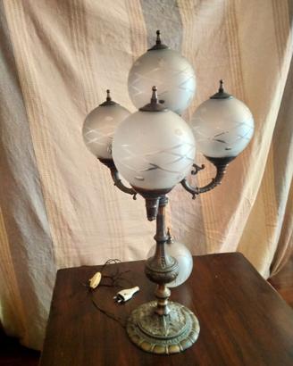 Lampada in ottone con paralumi in vetro, anni '50