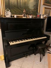 Pianoforte verticale Roeseler