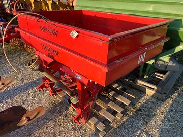 Spandiconcime LELY Centerliner