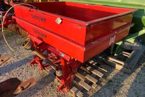 Spandiconcime LELY Centerliner