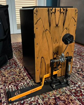 Cajon con pedale