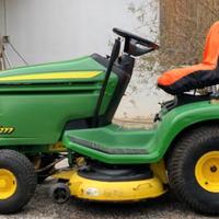Trattorino  taglierba john deere bicilindrico