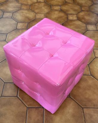 Pouf lucido rosa rigido imbottito