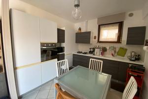 Trilocale con due terrazzi e garage-falconara m