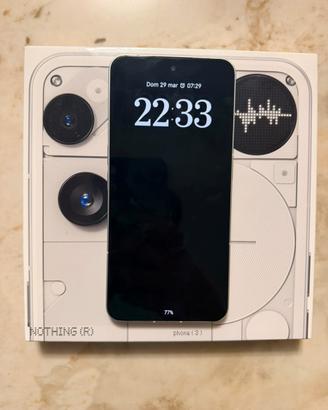 Bundle Nothing Phone (3) 12/125 GB+ ecosistema CMF