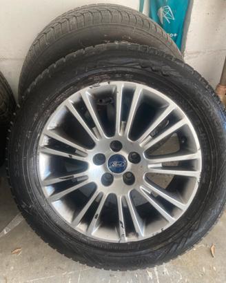 Cerchi in lega+gomme ford kuga