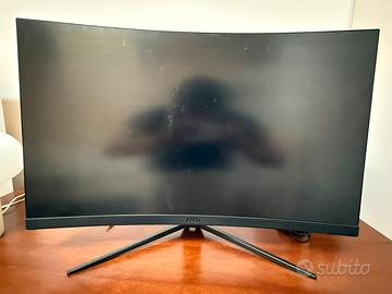 Monitor Gaming Curvo MSI Optix G32C4 - 32"