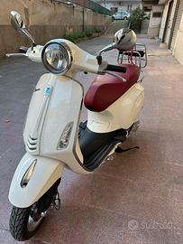 Vespa primavera 150