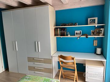Mobili di cameretta con letto estraibile