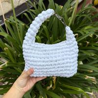 Borsetta da polso all’uncinetto