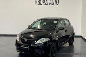 Lancia Ypsilon 1.0 FireFly Hybrid Silver PROMO!!