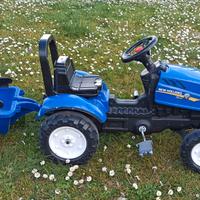Trattore New Holland a pedali