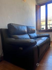 Divano in pelle Poltrone e Sofà