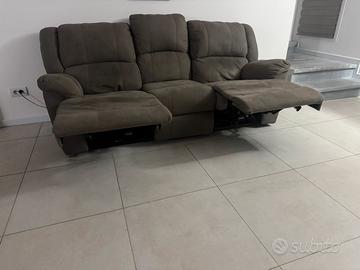 Divano 3 posti con 2 reclyner elettrici
