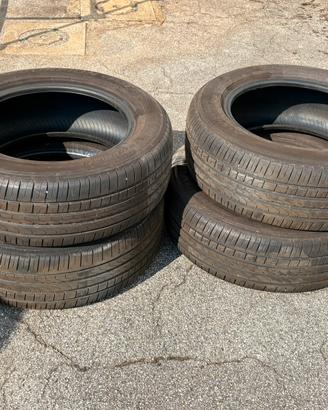 4 Pneumatici Estivi Pirelli Scorpion 235/60R18