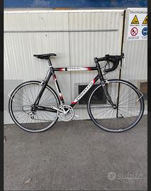 Bici da corsa Pinarello Marvel