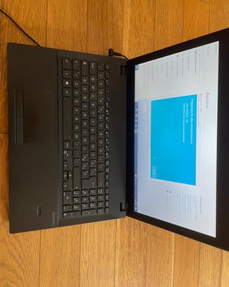 Asus Pro pu551L PC notebook portatile