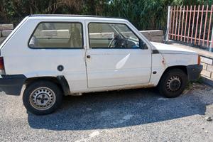 Panda con gancio traino a scomparsa