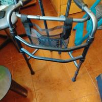 Deambulatore per Anziani in Alluminio Leggero