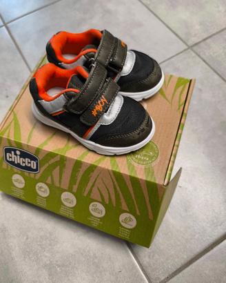 Scarpe Chicco taglia 23