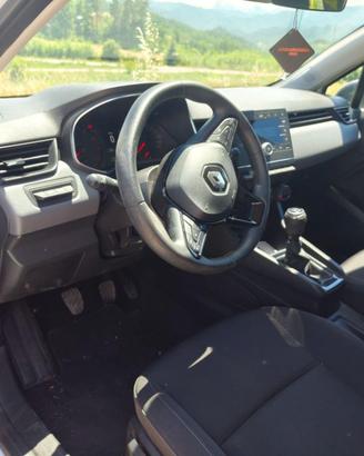 renault clio 2020 1.0 benzina