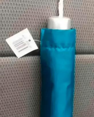 Ombrello nuovo portatile azzurro