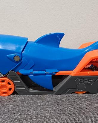 hot wheels squalo divoratore 