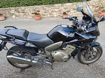 moto Honda CBF1000