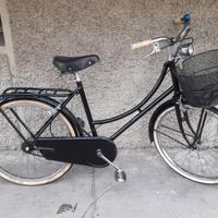 donna ragazza 24 MAXI con cestino pronta all'uso 