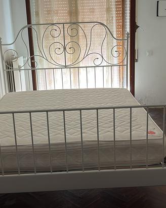Letto Matrimoniale Bianco