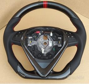 Volante Alfa Romeo Giulietta in pelle e carbonio 