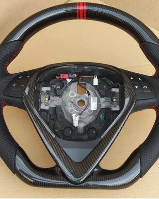 Volante Alfa Romeo Giulietta in pelle e carbonio 