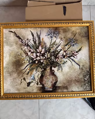 Quadro classico con cornice dorata