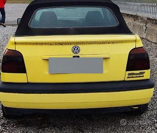 macchina cabriolet 