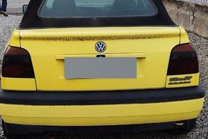 macchina cabriolet 