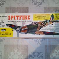 Aereo Spitfire  - Guillow’s 403  balsa kit