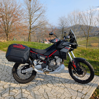 Aprilia Tuareg 660 my25 con 2496 km