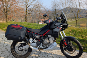 Aprilia Tuareg 660 my25 con 2496 km