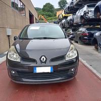 RICAMBI USATI AUTO RENAULT Clio Serie D4F 784 Benz