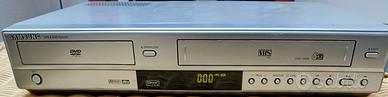 Videoregistratore VHS e DVD (leggi note)