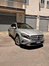 Mercedes GLA 200 CDI d 4Matic | Tetto – Pelle