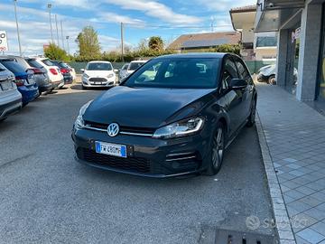 Volkswagen Golf R-Line 1.6 Diesel Cambio Automatic