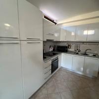 Cucina bianco lucido